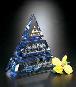 Picture of Accolade Pyramid 8"