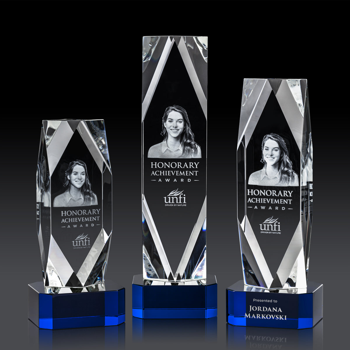 Delta 3D Award on Base - Blue