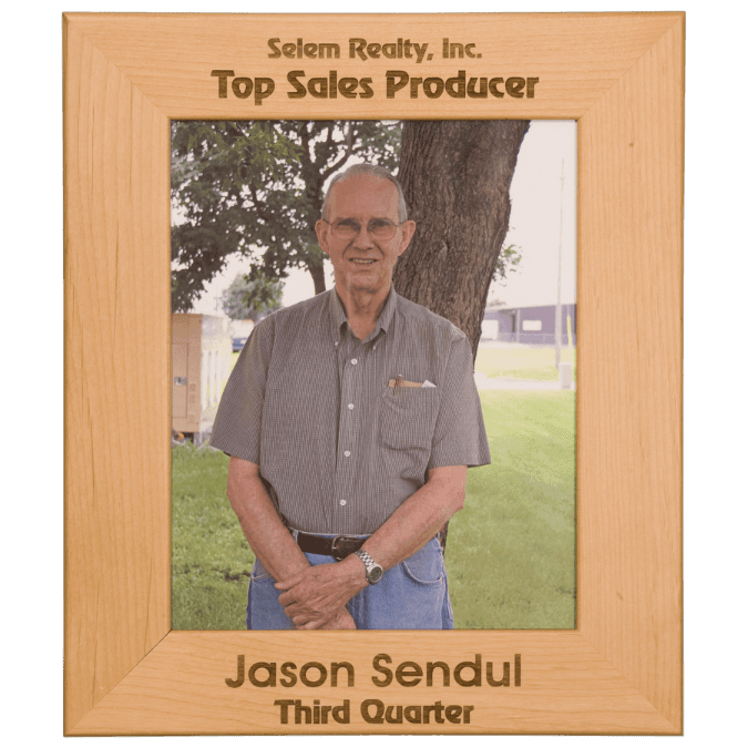 Genuine red alder frame for an 8 × 10 inch photo