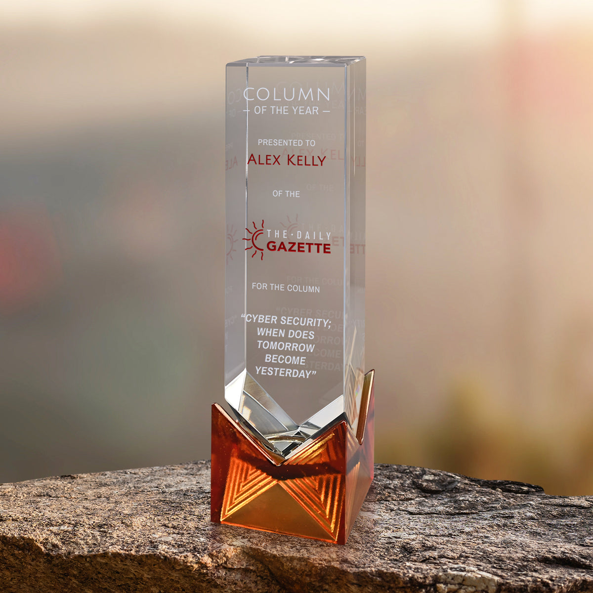 Hampton Amber Award 9-1/2" - Crystal D
