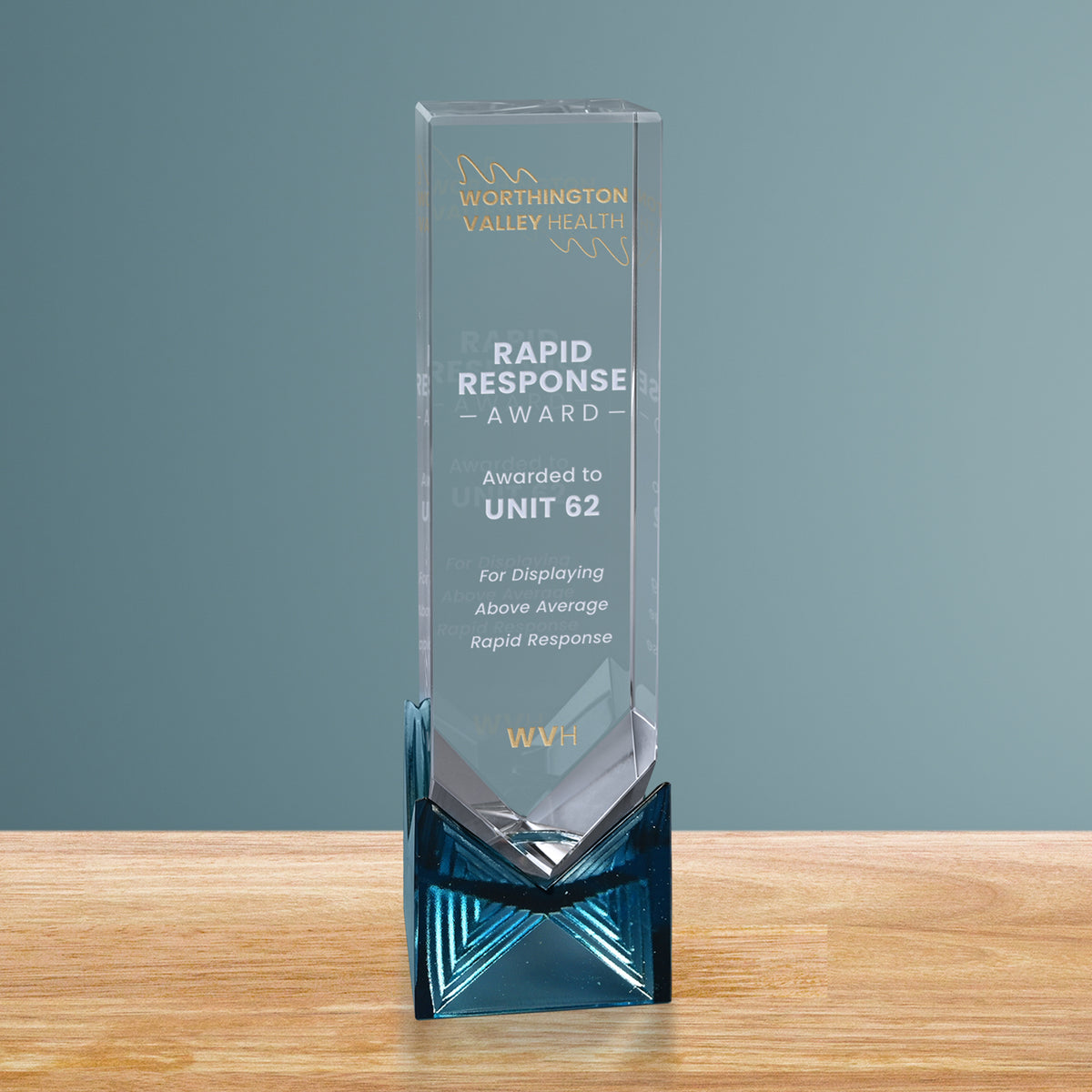 Hampton Aqua Award 9-1/2" - Crystal D