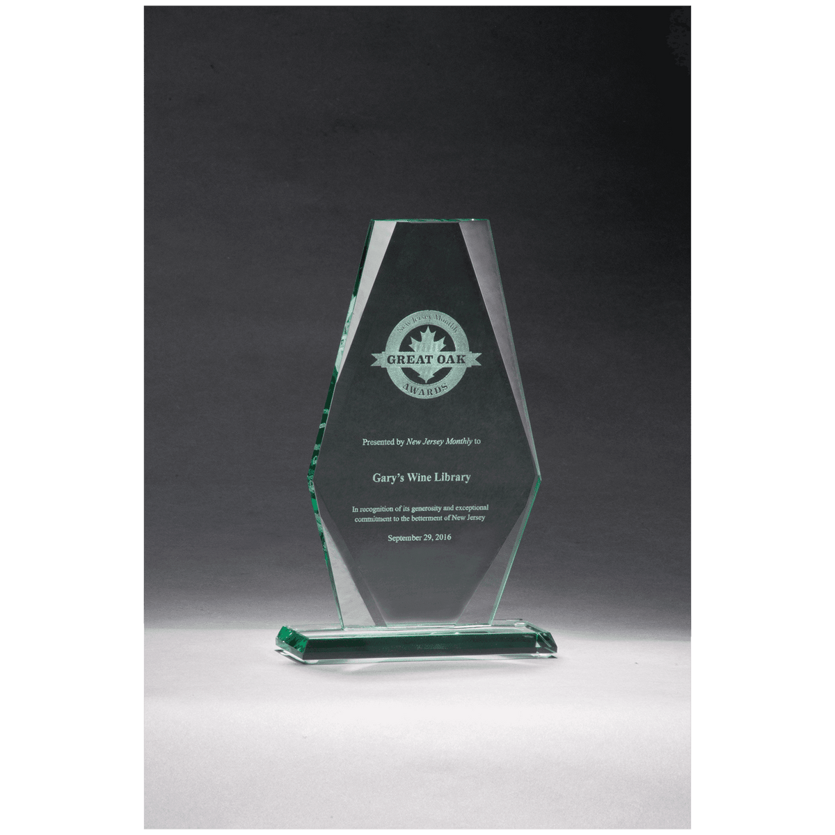 5 7/8" x 9 1/2"Premium Series Jade Glass Award