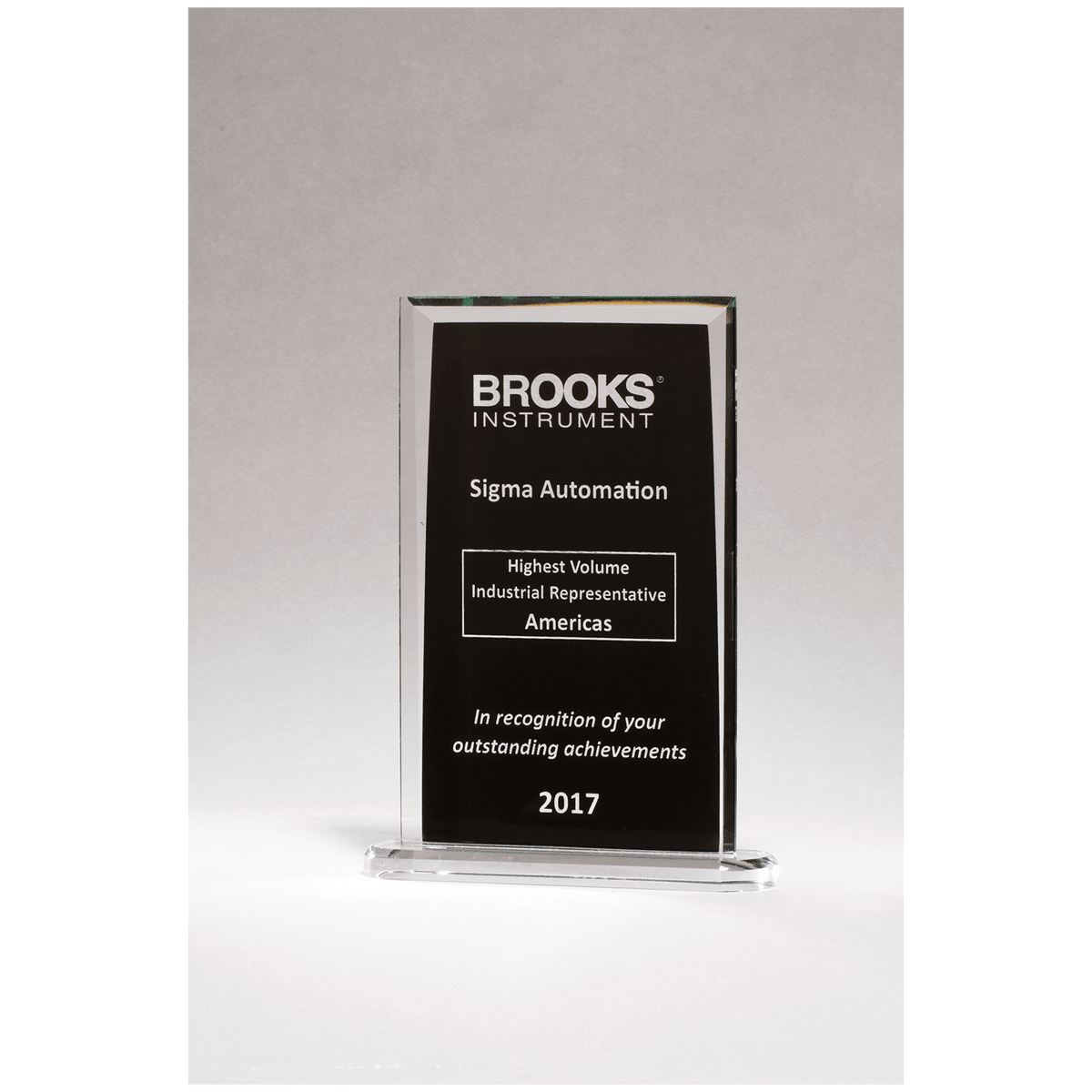6 1/4" x 8 1/4" Rectangular Glass Award with Black Silkscreened Center