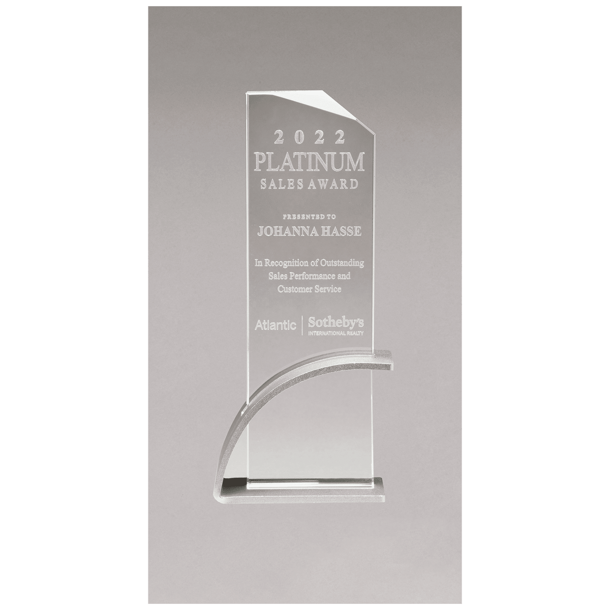 3 7/8" x 8 1/2" x 1/2" Thick Silver Contemporary Clear Glass Award, Arched Base with Matte Metallic Finish