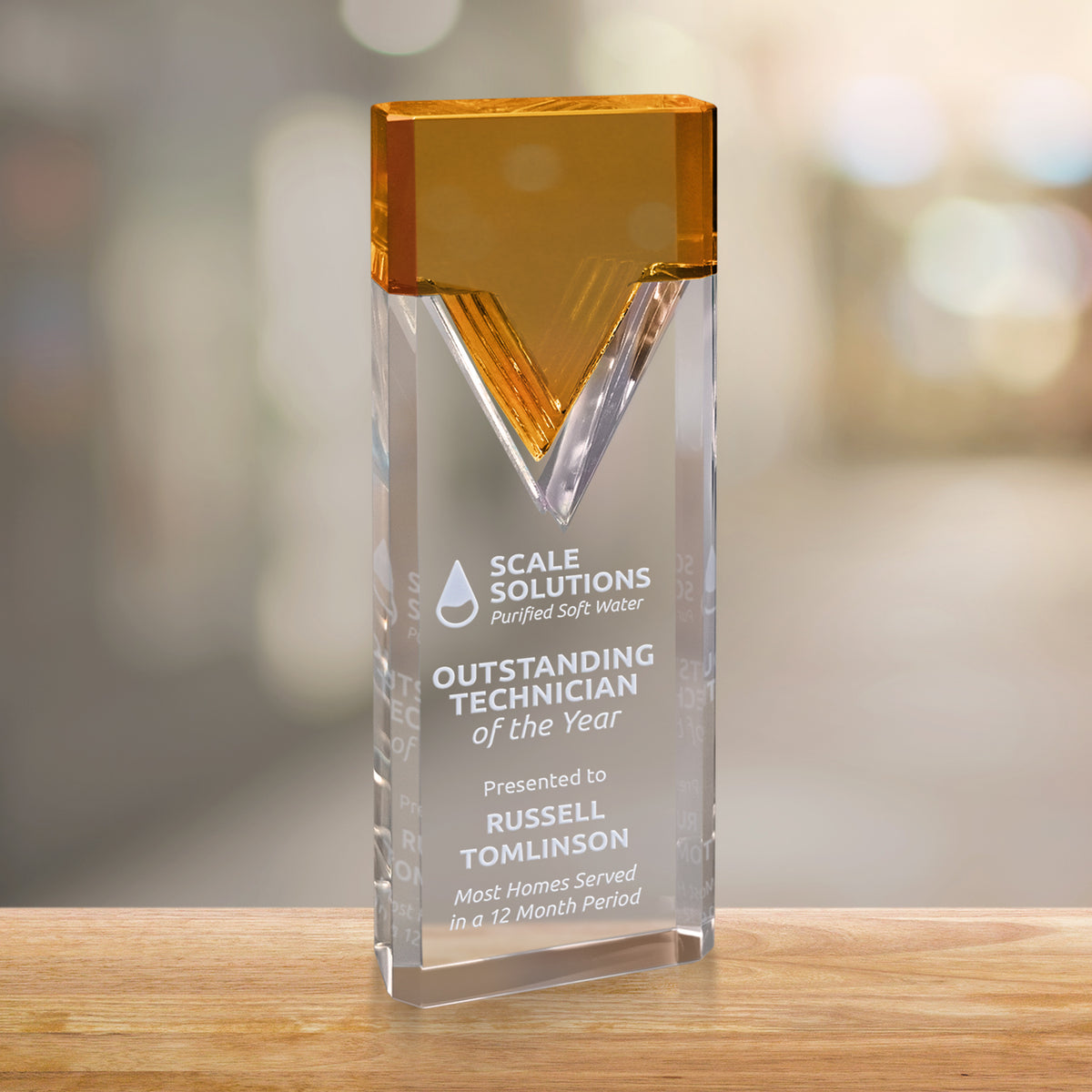 Nobility Amber Award 8-3/4" - Crystal D