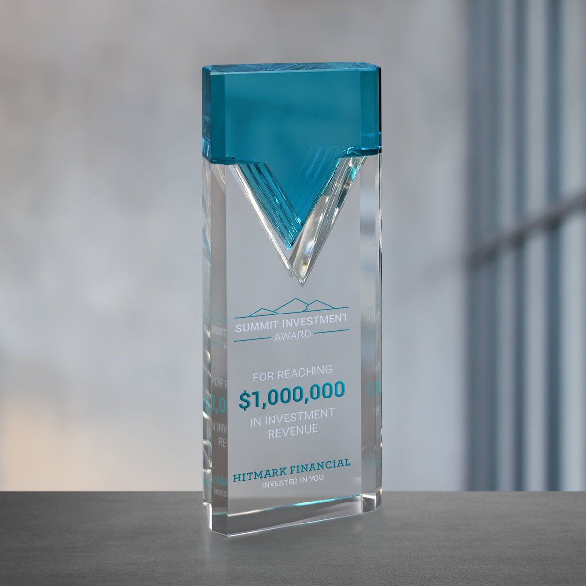 Nobility Aqua Award 8-3/4" - Crystal D