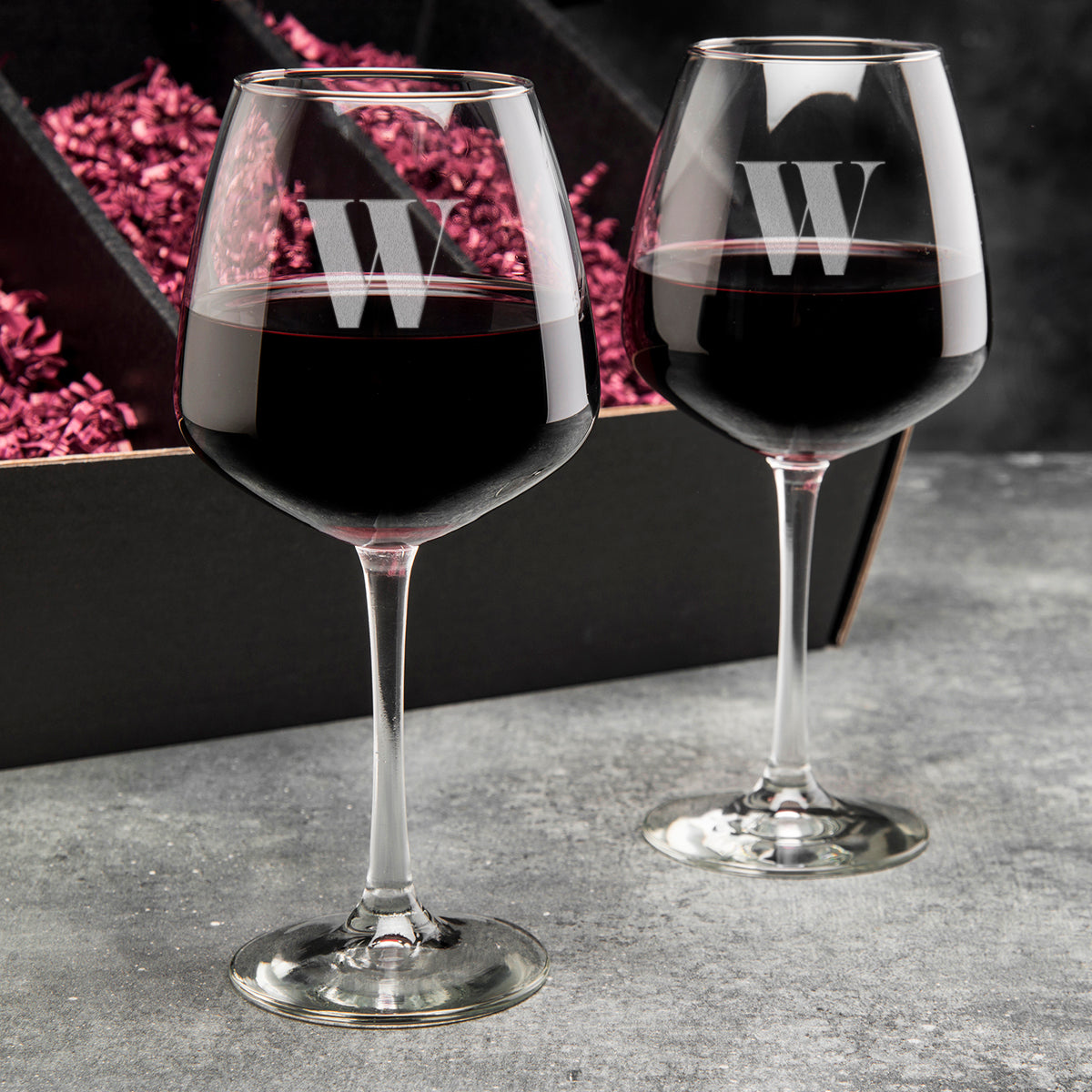 Engraved gift — additional design or presentation example; final configuration confirmed in quote