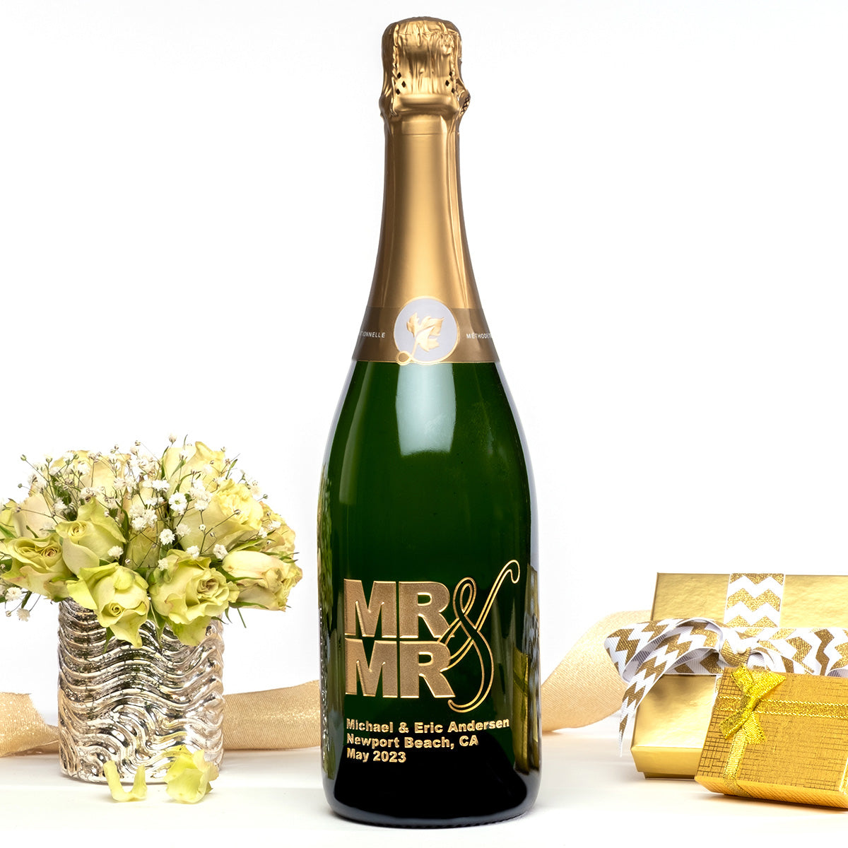 MR. & MR. — Engraved Wine Bottle